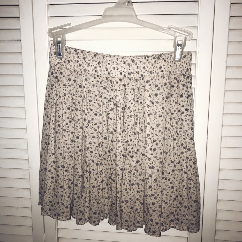 Brandy Melville Floral Skirt